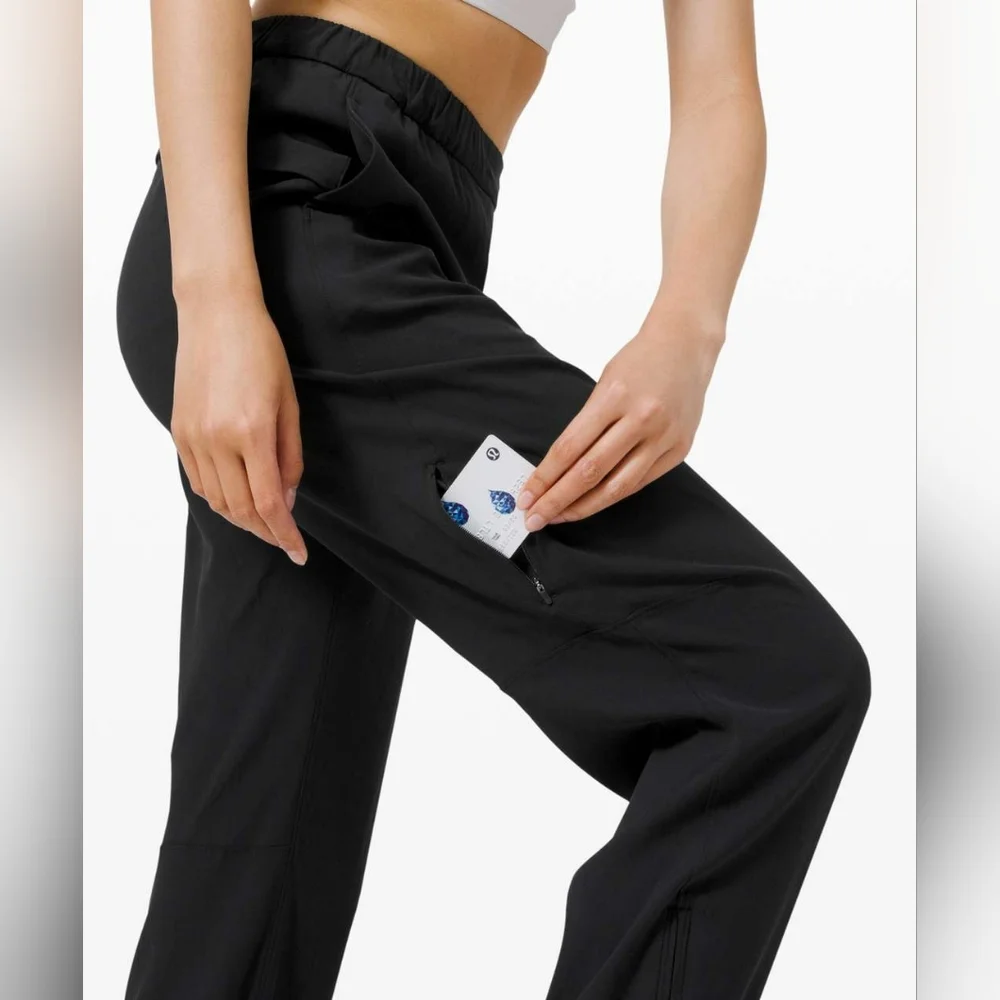 Lululemon Essential Affinity Mid Rise Jogger Black (First Release)